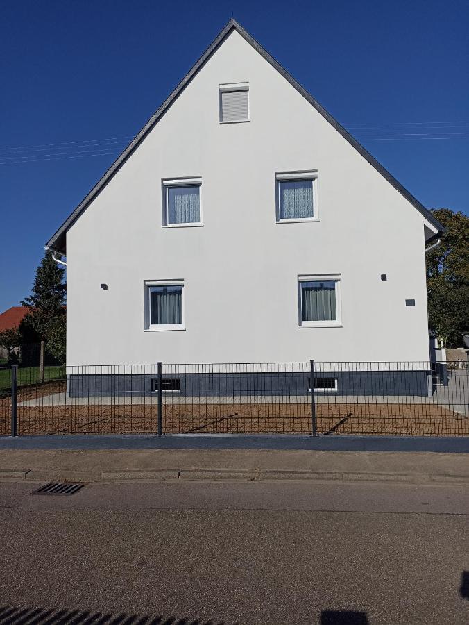 Ebs Paradies Rheinhausen Exterior photo