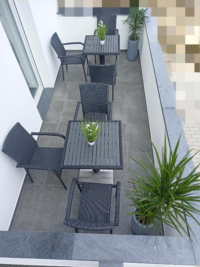 Ebs Paradies Rheinhausen Exterior photo
